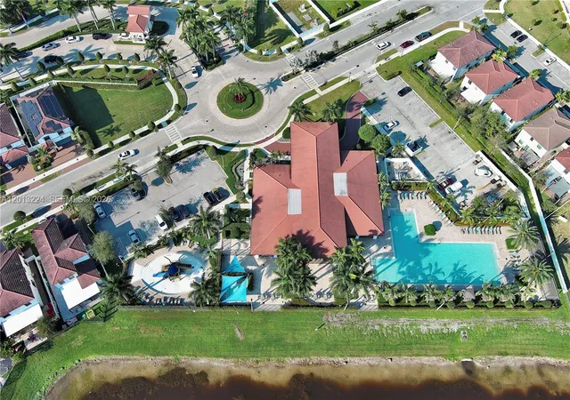 34th image of 3261 W 99th Pl, Hialeah, FL 33018 | MLS# A12013224