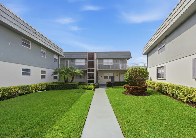 2nd image of 756 Flanders, Delray Beach, FL 33484 | MLS# B26025440