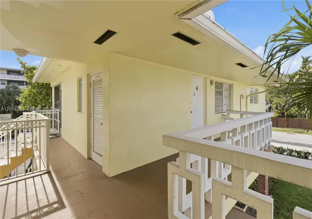 4th image of 1501 Arthur St #6, Hollywood, FL 33020 | MLS# A12014232