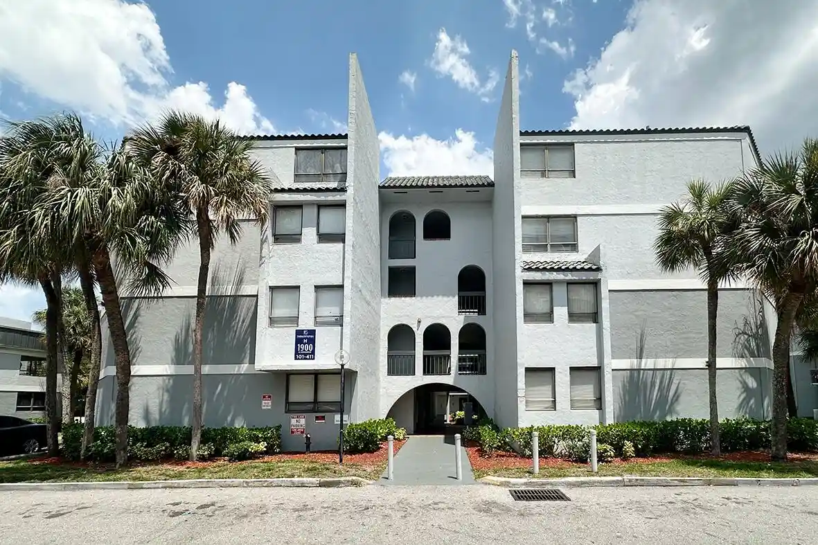 Photo 1 of Condo for sale at 1900 N Congress Ave #105, West Palm Beach, FL 33401 | MLS# B26025516 | Listing updated on 2026-09-23