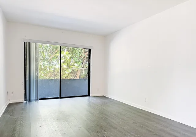Photo 2 of Condo for sale at 1900 N Congress Ave #105, West Palm Beach, FL 33401 | MLS# B26025516 | Listing updated on 2026-09-23