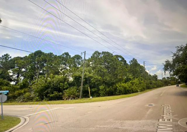 2nd image of 440 Nw Concourse Pl, Port St Lucie, FL 34986 | MLS# B26025520