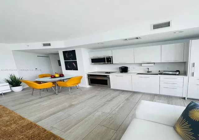 4th image of 55 Sw 9Th St #3308, Miami, FL 33130 | MLS# A12015228
