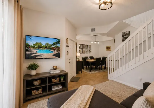 3rd image of 2315 Clipper Pl, Fort Lauderdale, FL 33312