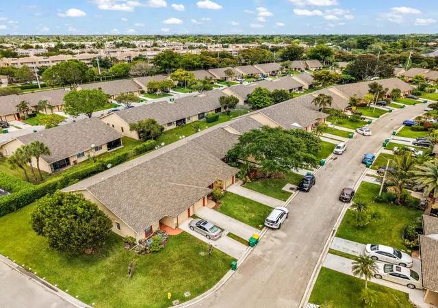 Homes for sale in Tamarac, FL | 9663 Nw 76Th St, Tamarac, FL 33321 | MLS# B26025787