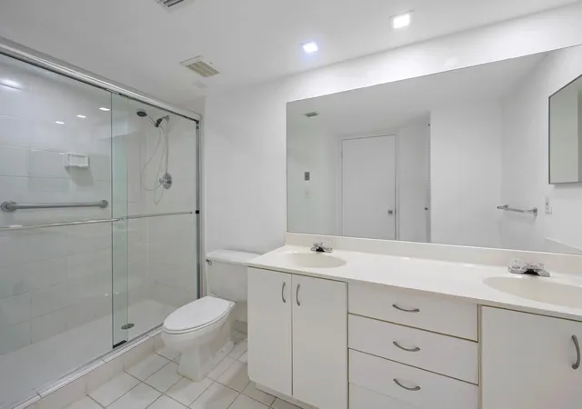 5th image of 3300 Ne 192Nd St #915, Ojus, FL 33180 | MLS# B26025790