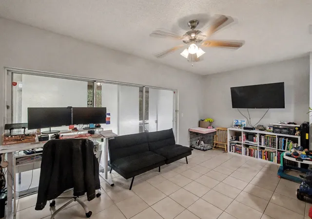 Photo 3 of Townhouse for sale at 4583 Palmbrooke Cir, West Palm Beach, FL 33417 | MLS# B26025849 | Listing updated on 2026-09-23