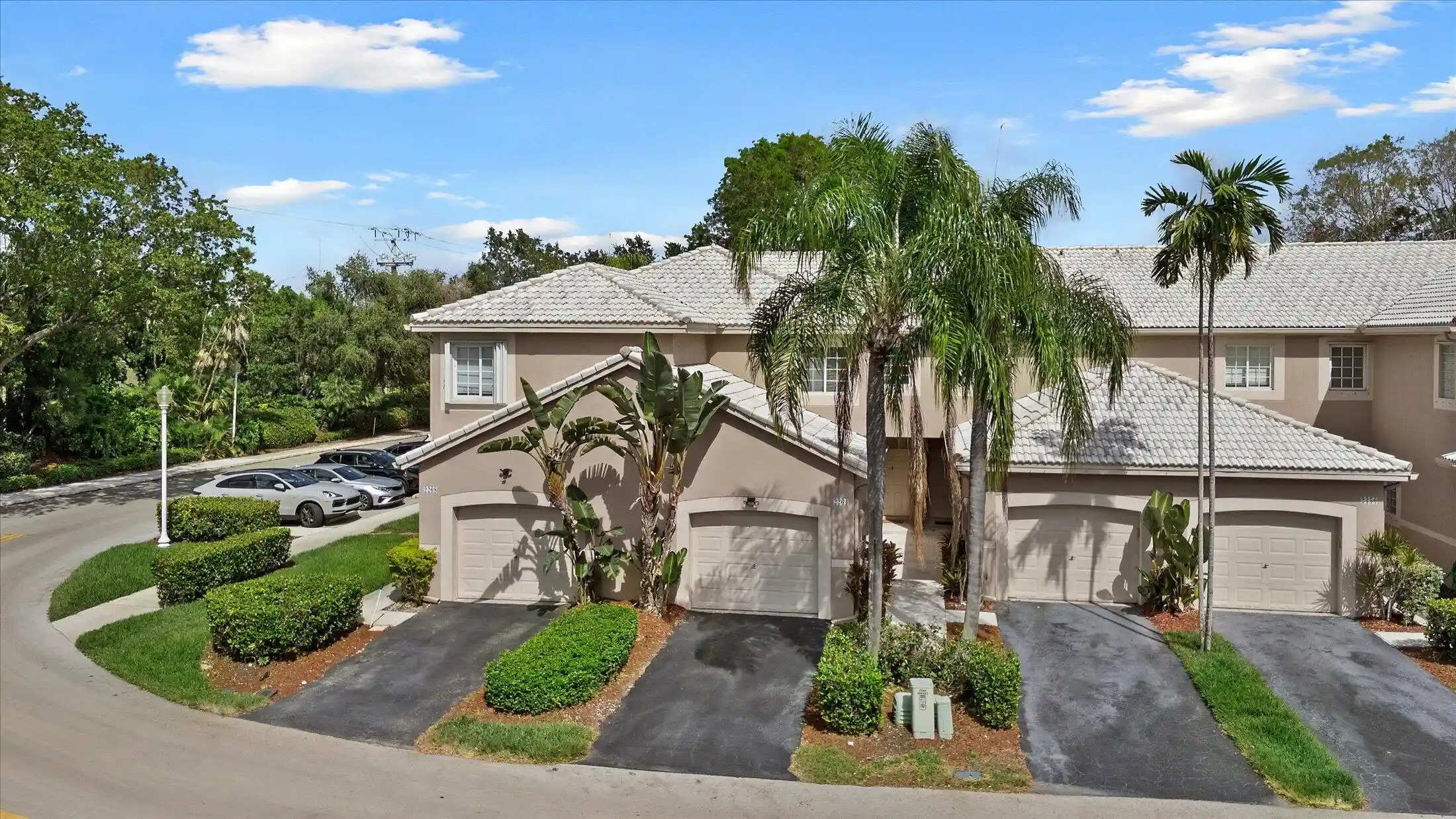 Townhouse for sale at 2264 Salerno Cir, Weston, FL 33327 | MLS# B26025897
