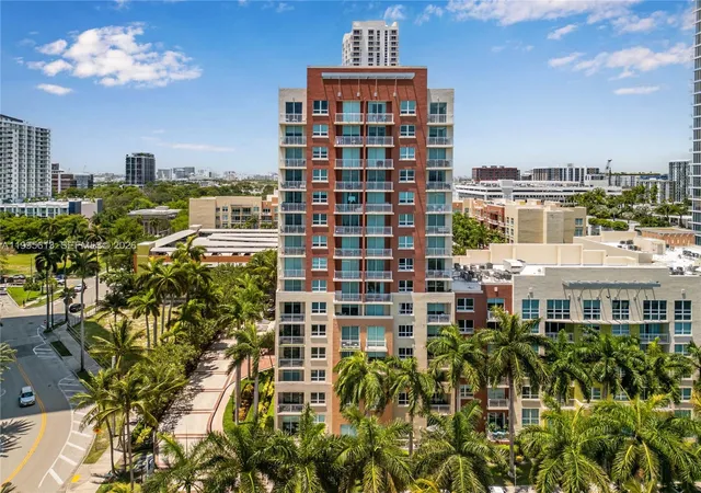 2nd image of 2000 N Bayshore Dr #702, Miami, FL 33137 | MLS# A11995613
