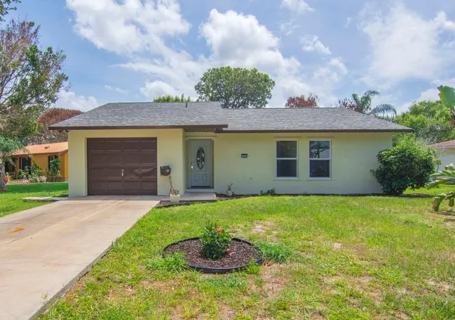 Photo 2 of Single family home for sale at 4065 46th Lane, Vero Beach, FL 32967 | MLS# B26025924 | Listing updated on 2026-09-30