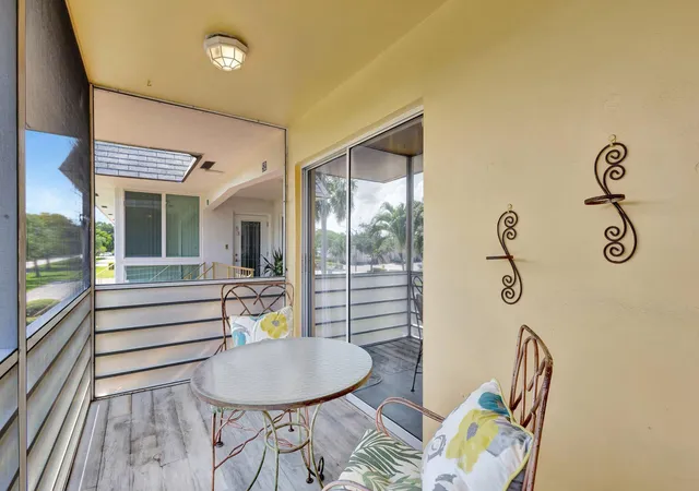 Homes for sale in West Palm Beach, FL | 52 Plymouth, West Palm Beach, FL 33417 | MLS# B26026043