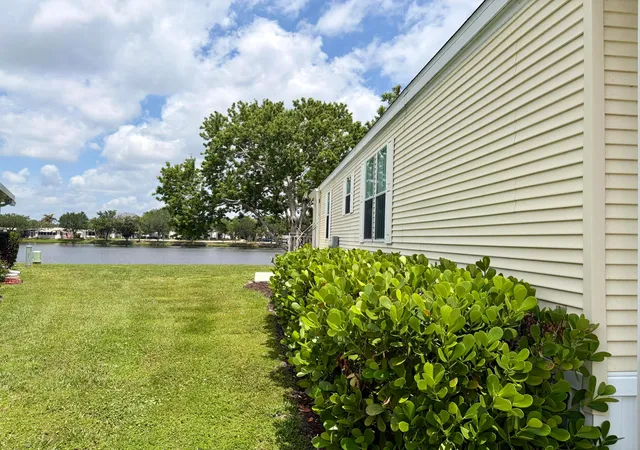 1st image of 3 San Pablo Ln, Port St Lucie, FL 34952 | MLS# B26026147