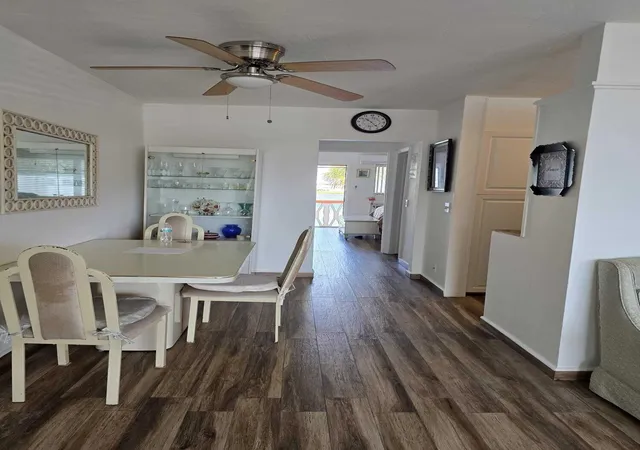 Listing Photo 4 - Condo for sale in building located at 1000 Sw 10Th Ave, Hallandale Beach, FL 33009 - Unit #19p