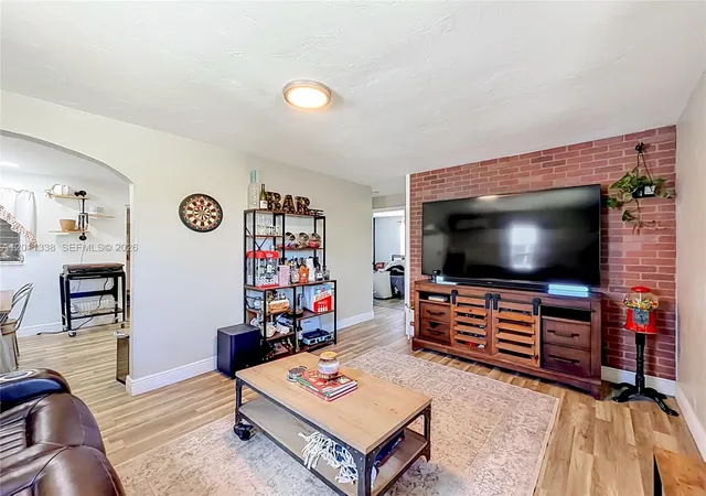 Homes for sale in Pompano Beach, FL | 800 Nw 17Th Ter, Pompano Beach, FL 33069 | MLS# A12011338