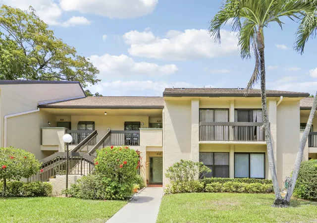 Photo 1 of Condo for sale at 5121 Oak Hl Ln #412, Delray Beach, FL 33484 | MLS# B26026222 | Listing updated on 2026-09-23