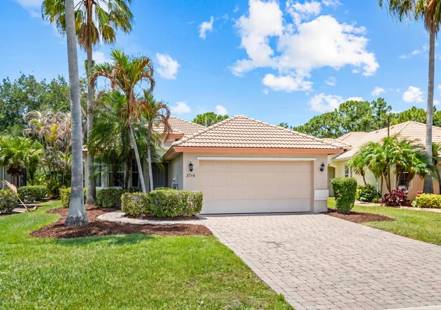 Photo 3 of Single family home for sale at 3716 NW Deer Oak Dr, Jensen Beach, FL 34957 | MLS# B26026212 | Listing updated on 2026-10-07