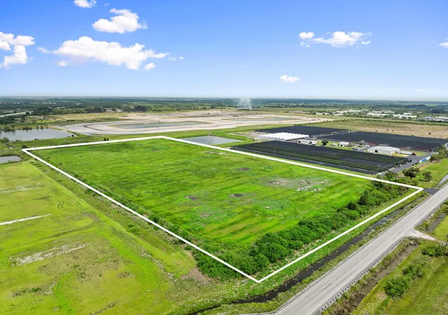 Photo 1 of Land for sale at 1539 N Kings Hwy, Fort Pierce, FL | MLS# B26026275 | Listing updated on 2026-10-07