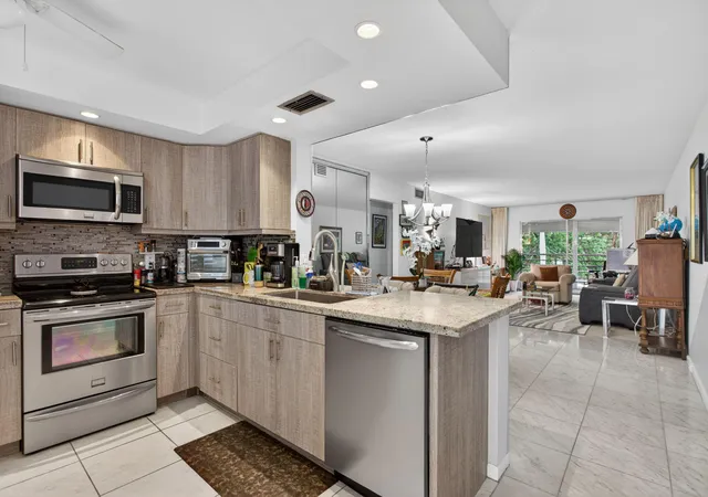 Photo 3 of Condo for sale at 3002 Portofino Isle #E3, Coconut Creek, FL 33066 | MLS# B26026295 | Listing updated on 2026-09-23