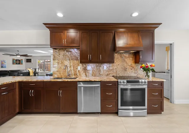 5th image of 1500 SE 24th Avenue, Pompano Beach, FL 33062 | MLS# B26026323