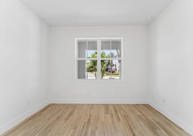 5th image of 10080 Nw Field Flower Trl, Port St Lucie, FL 34987 | MLS# B26026341