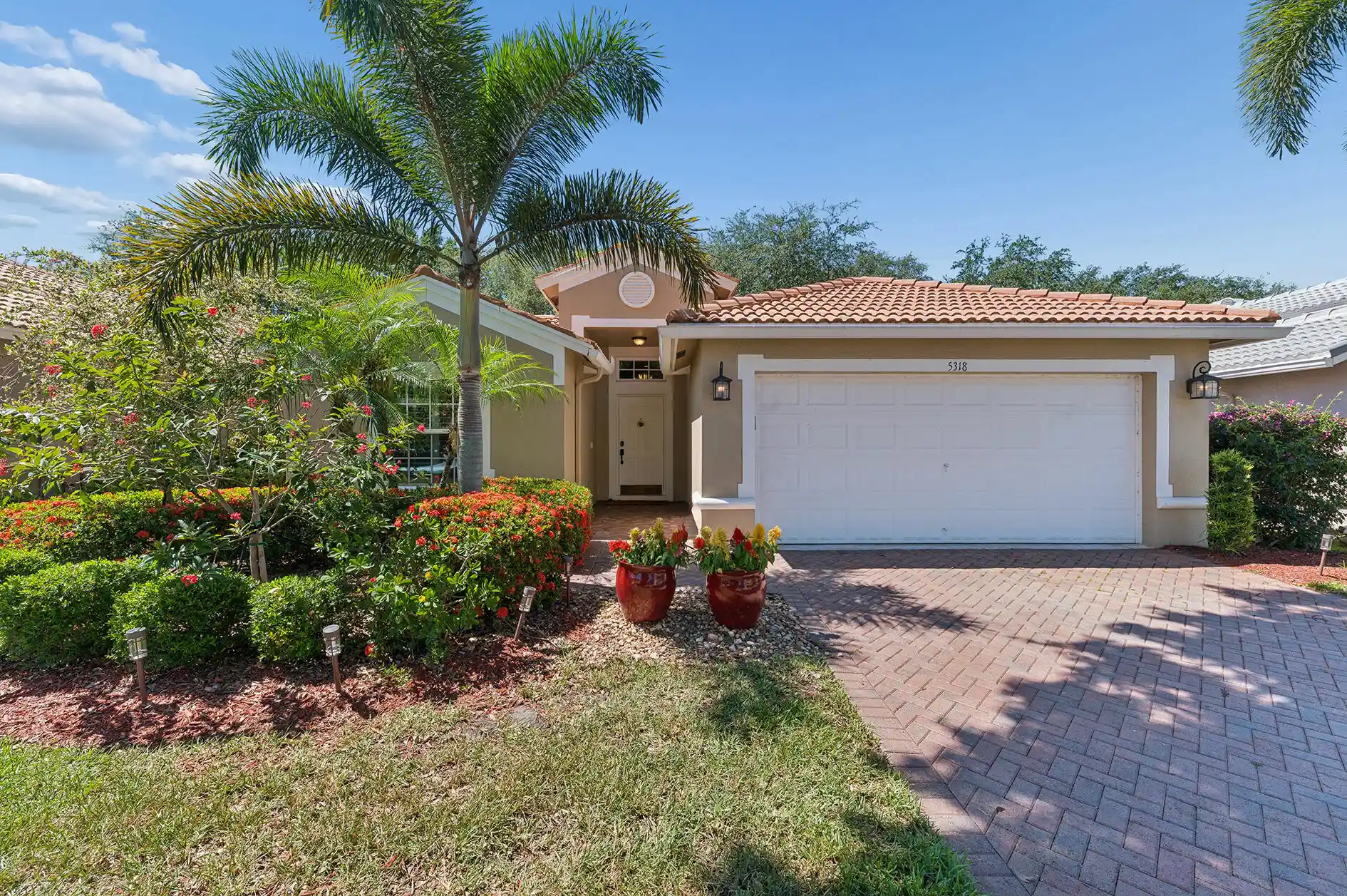 Photo 1 of Single family home for sale at 5318 Vernio Ln, Boynton Beach, FL 33437 | MLS# B26026357 | Listing updated on 2026-10-21