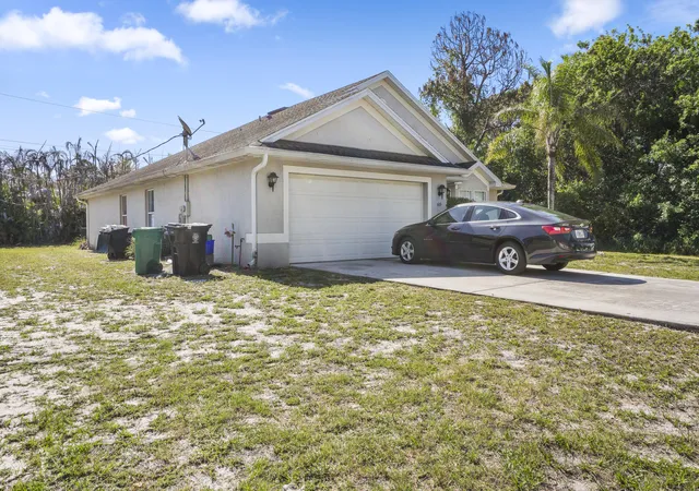 Homes for sale in Port Saint Lucie, FL | 609 Nw Cardinal Dr, Port Saint Lucie, FL 34983 | MLS# B26026371