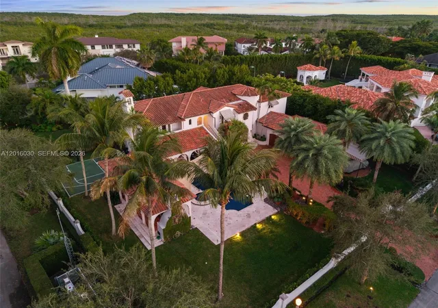 3rd image of 11011 Marin St, Coral Gables, FL 33156 | MLS# A12016030