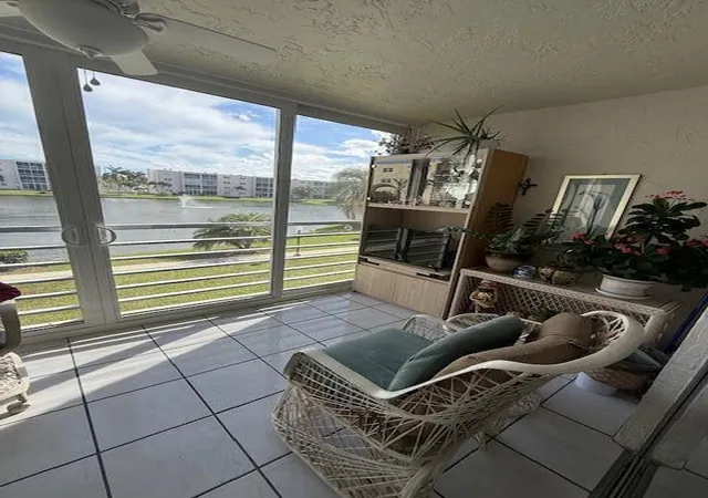 2nd image of 324 Se 10th St #207, Dania, FL 33004 | MLS# B26026670