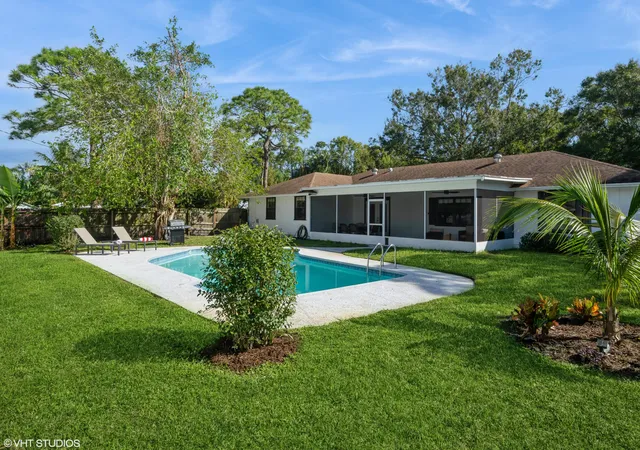 Photo 1 of Single family home for sale at 595 11th Avenue, Vero Beach, FL 32962 | MLS# B26026703 | Listing updated on 2026-09-23