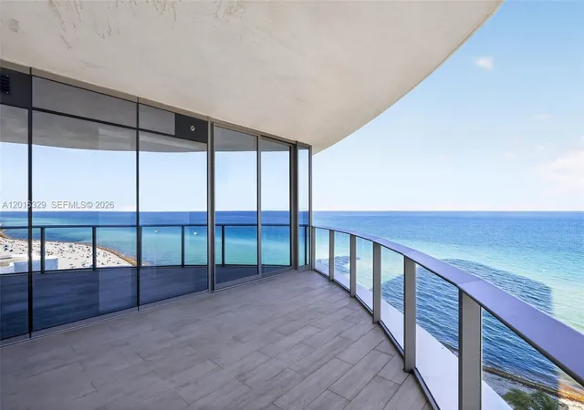4th image of 15701 Collins Ave #805, North Miami Beach, FL 33160 | MLS# A12016329