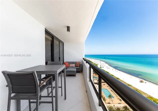 3rd image of 2555 Collins Ave #2205, Miami Beach, FL 33140 | MLS# A12016325