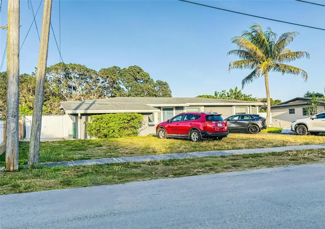 Homes for sale in Miami Gardens, FL | 18901 Nw 28th Pl, Miami Gardens, FL 33056 | MLS# A12014367