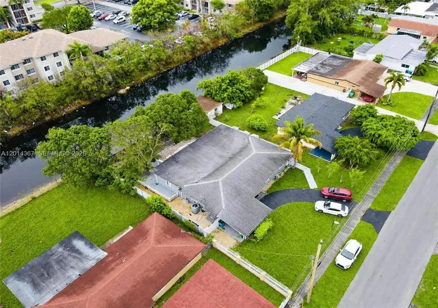 Homes for sale in Miami Gardens, FL | 18901 Nw 28th Pl, Miami Gardens, FL 33056 | MLS# A12014367