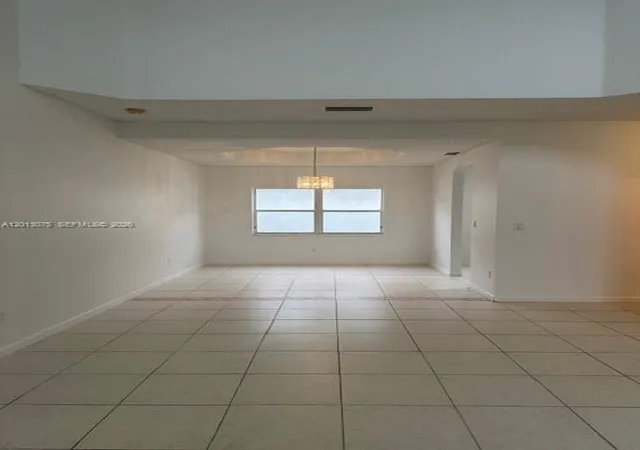 4th image of 17110 Nw 10Th St, Pembroke Pines, FL 33028 | MLS# A12013075