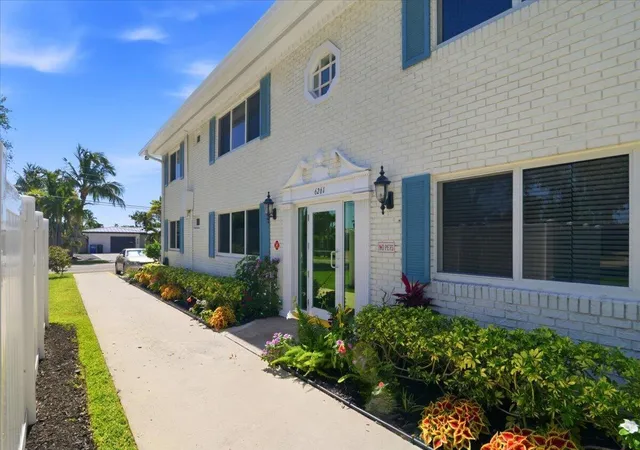 Homes for sale in Fort Lauderdale, FL | 6261 Ne 19th Ave #1229, Fort Lauderdale, FL 33308 | MLS# B26026926