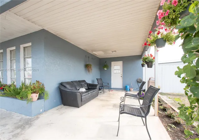 Homes for sale in Lehigh Acres, FL | 109 Durland Ave, Lehigh Acres, FL 33936 | MLS# A12012764