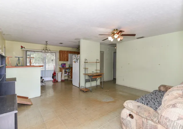 Homes for sale in Port Saint Lucie, FL | 915 Sw John Maccormack Ter, Port Saint Lucie, FL 34953 | MLS# B26026963