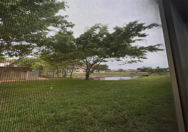 23rd image of 9141 Sunrise Lakes Blvd #115, Sunrise, FL 33322 | MLS# B26027036