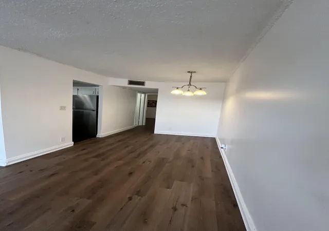 4th image of 9141 Sunrise Lakes Blvd #115, Sunrise, FL 33322 | MLS# B26027036