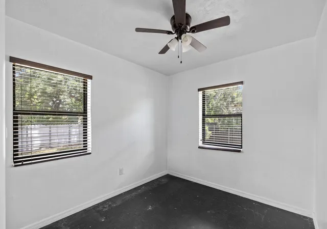 Photo 3 of Single family home for sale at 515 Nw 88th Street, El Portal, FL 33150 | MLS# B26027178 | Listing updated on 2026-09-25