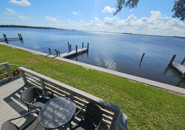 Photo 1 of Condo for sale at 201 Spyglass Ln, Vero Beach, FL 32963 | MLS# B26027233 | Listing updated on 2026-09-23
