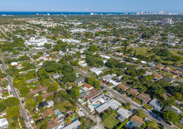 Homes for sale in Dania Beach, FL | 262 Sw 8Th St, Dania Beach, FL 33004 | MLS# B26027255