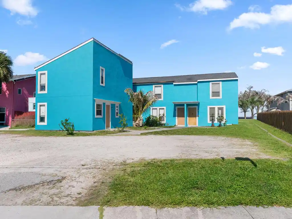 Multi family home for sale at 642 Eldorado St, Fort Pierce, FL 34949 | MLS# B26027258
