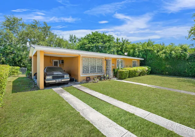 Homes for sale in Miami Gardens, FL | 1261 Nw 172Nd St, Miami Gardens, FL 33169 | MLS# B26027292