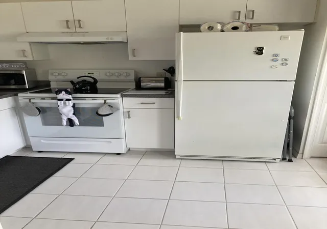 5th image of 613 Nw San Remo Cir, Port St Lucie, FL 34986 | MLS# B26027326