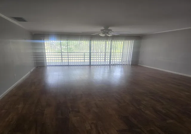 Photo 4 of Condo for sale at 400 18th Street #P-5, Vero Beach, FL 32960 | MLS# B26027384 | Listing updated on 2026-09-23