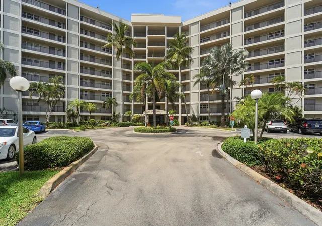 Homes for sale in Pompano Beach, FL | 2681 S Course Dr #808, Pompano Beach, FL 33069 | MLS# B26027424