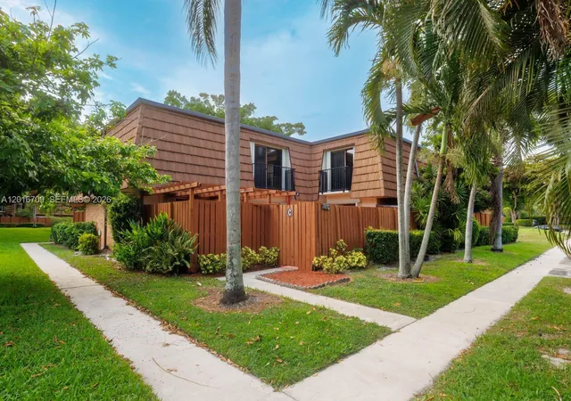 1st image of 9126 Sw 20th Pl #C, Davie, FL 33324 | MLS# A12016709