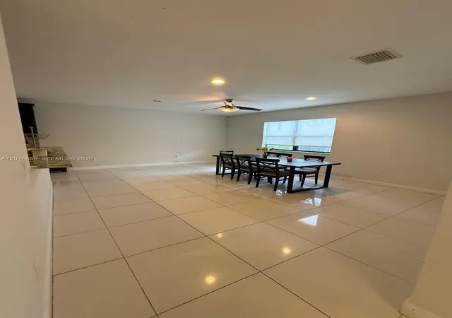 2nd image of 9845 Nw 86th Ter, Doral, FL 33178 | MLS# A12016659
