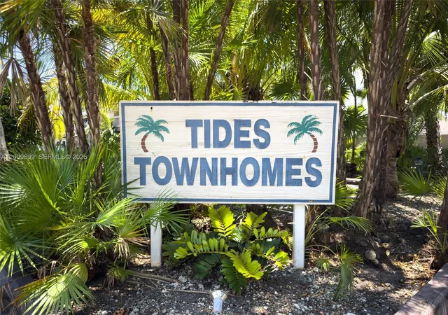 41st image of 3726 Ne 166th St #116, North Miami Beach, FL 33160 | MLS# A12009699